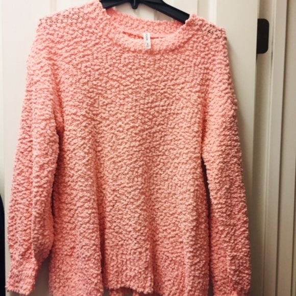 Blush pink sweater - *SOLD* - Picture 1 of 3
